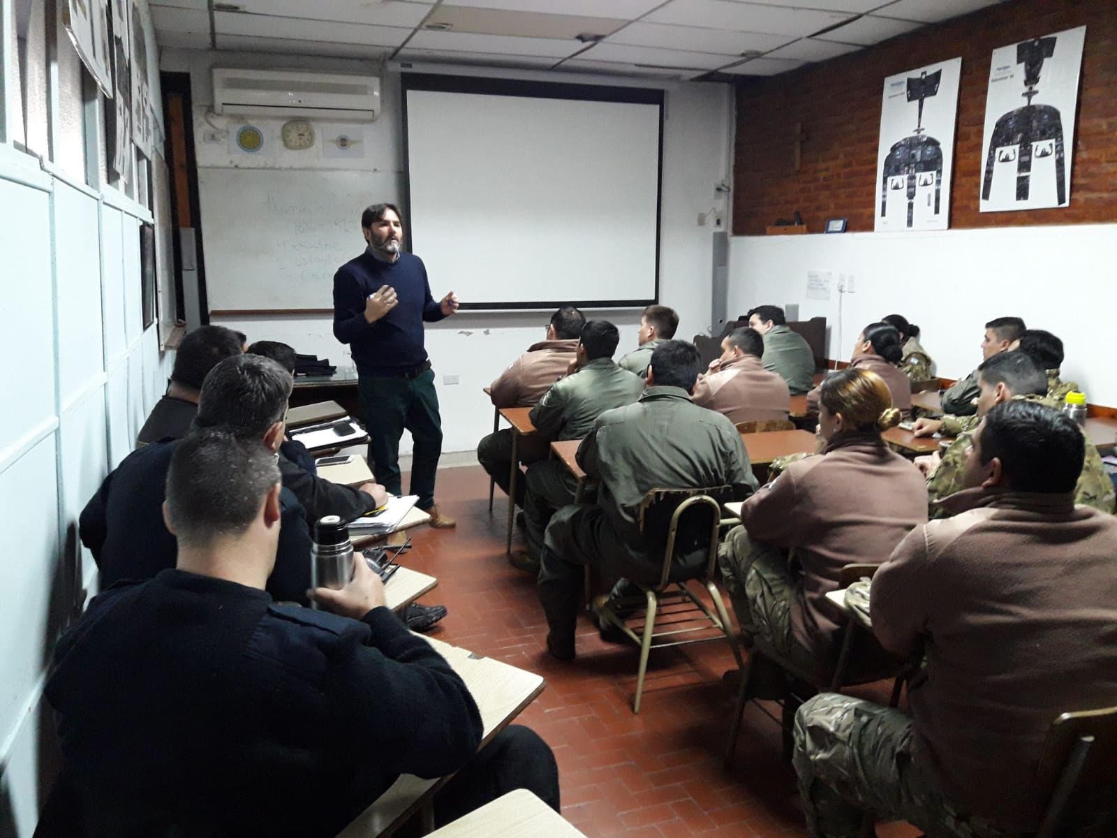 ICAROS - Capacitaciones In Company